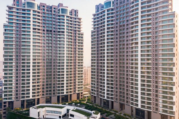 Flat For Sale In Windsor Grand Residences in Lokhandwala Andheri West Mumbai