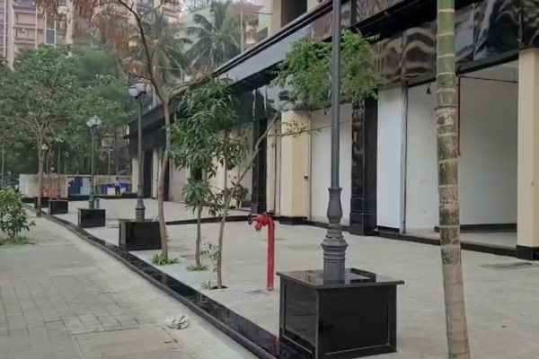 Shop And Showroom Property Space Available For Sale & Lease In Lokhandwala Andheri West | A2Z Realtors